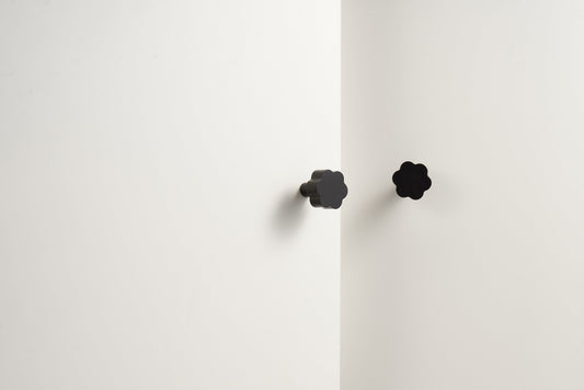 Flower Knob | Black