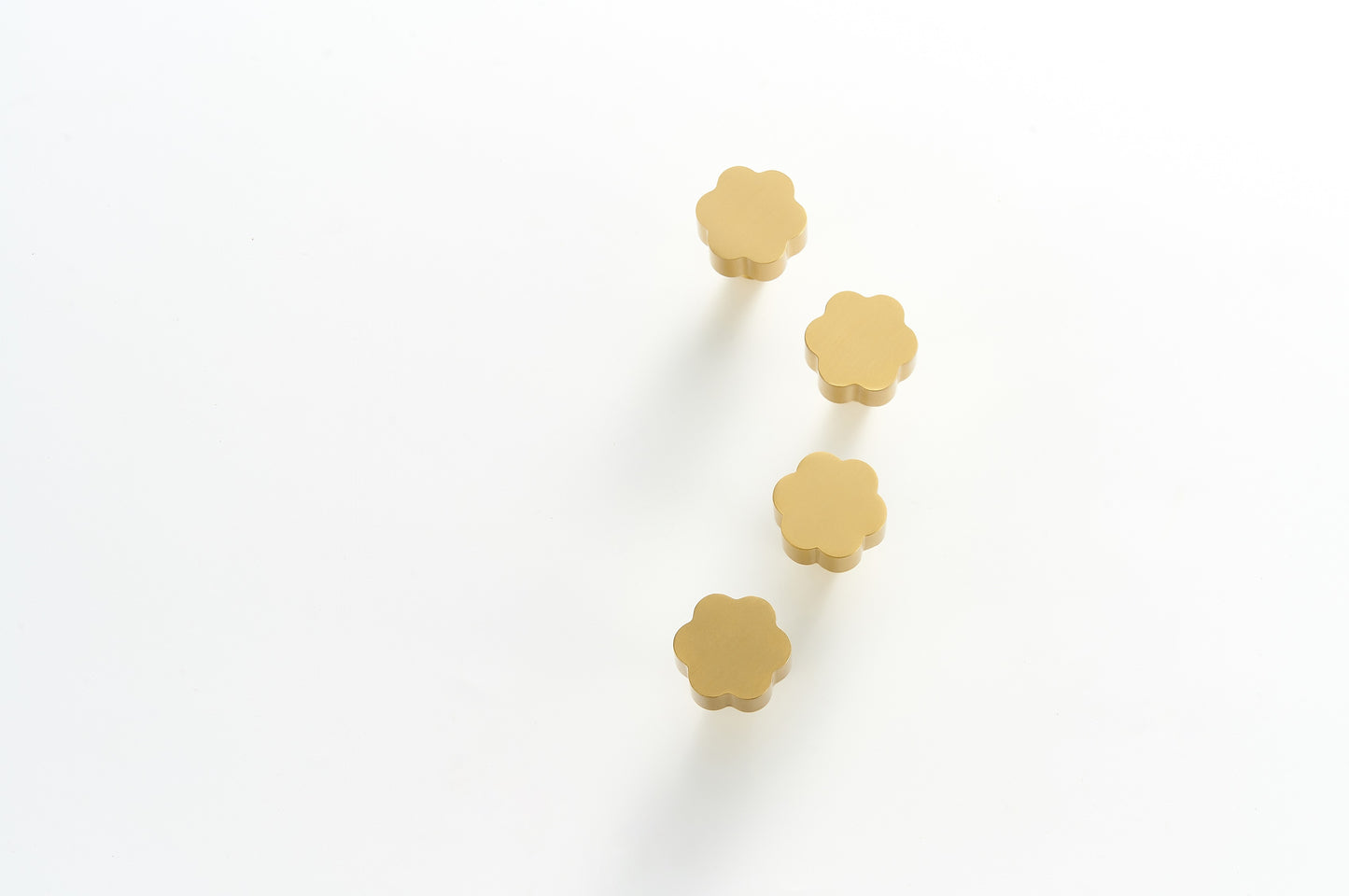 Flower Knob | Brass