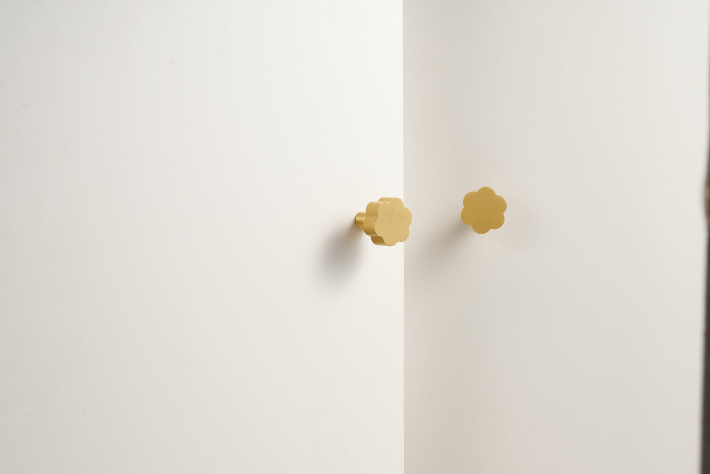 Flower Knob | Brass