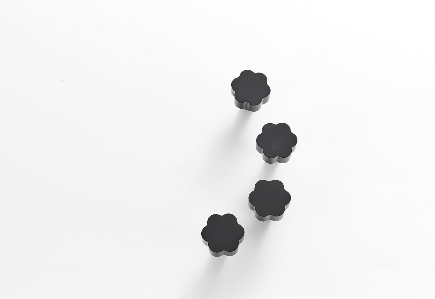 Flower Knob | Black