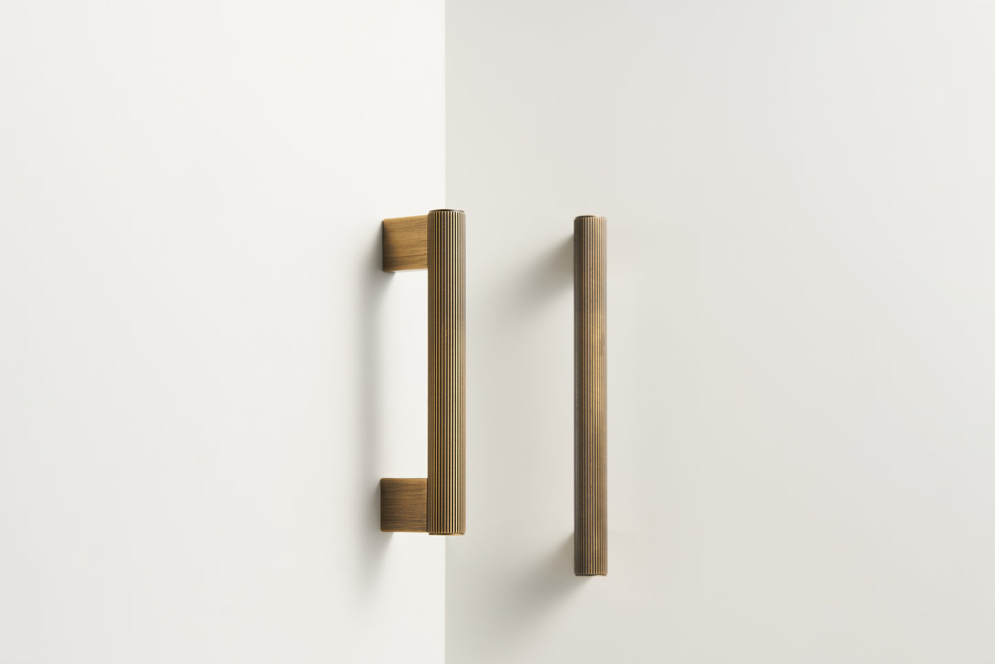 Linear Handle | Bronze