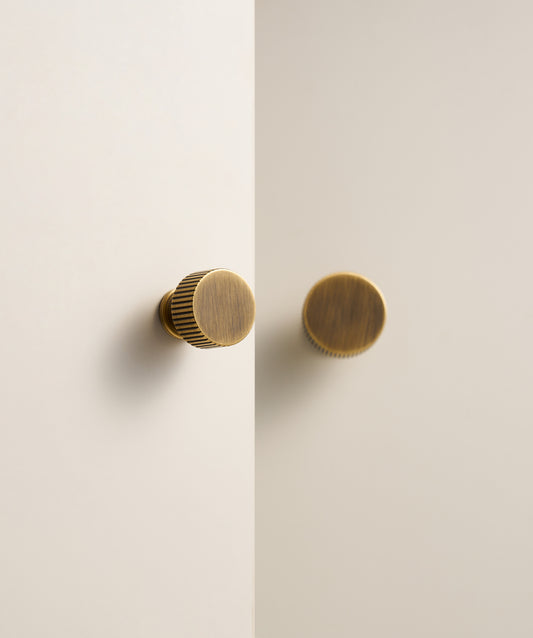 Linear Solid Brass Knob | Bronze