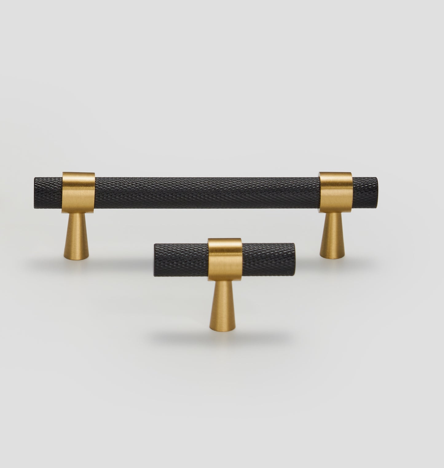 Knurled  Solid Brass T-Bar Pull | Black/Brass